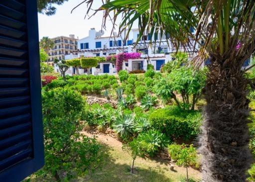 Newly Renovated 2 Bedroom Beachfront House Sitio de Calahonda Exterior photo